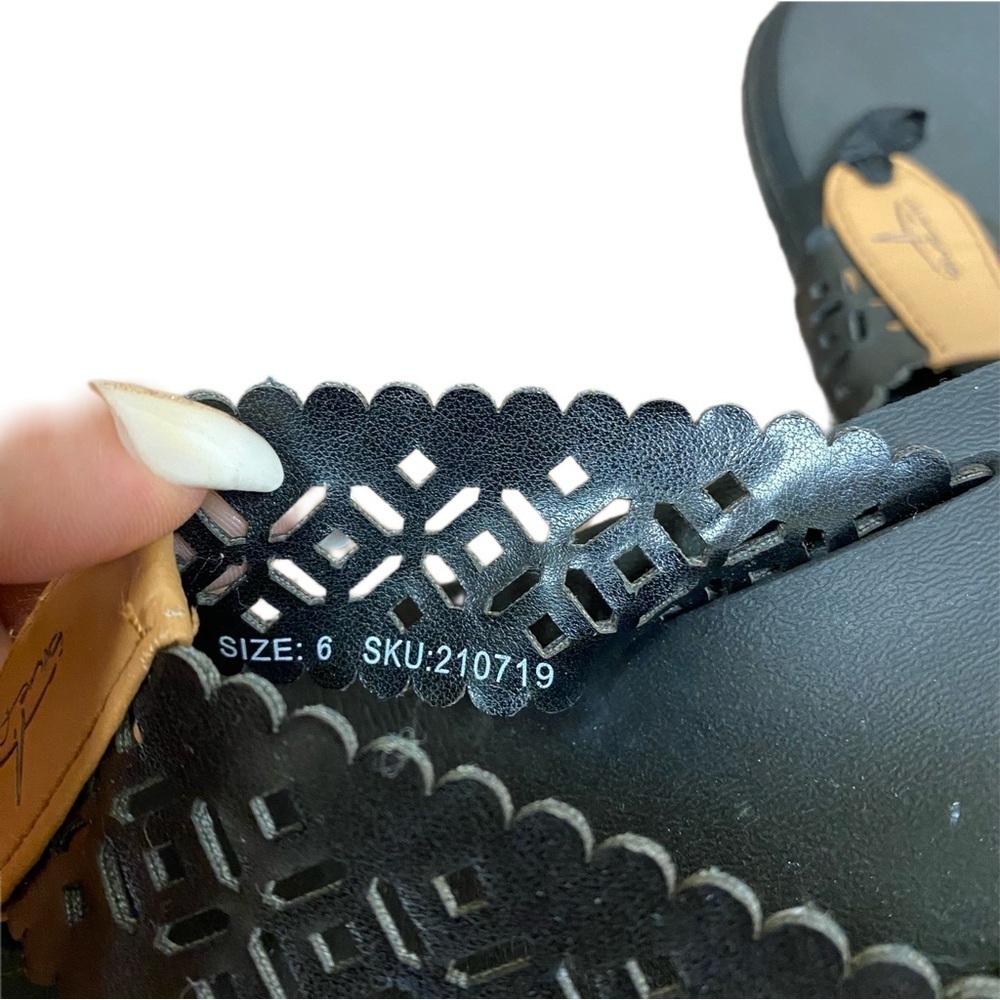 BLUE Fin Size 6 Black Flip Flop - - Picture 2 of 5